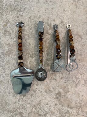 Custom made Beaded Brown Multi-Tone Bar Tools Set